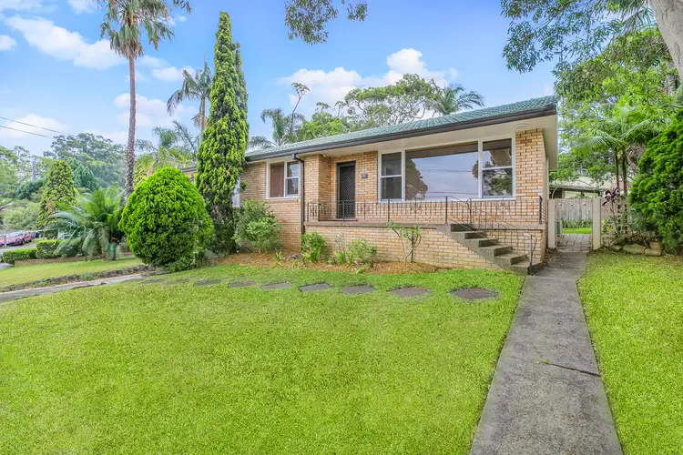 83 Parthenia Street