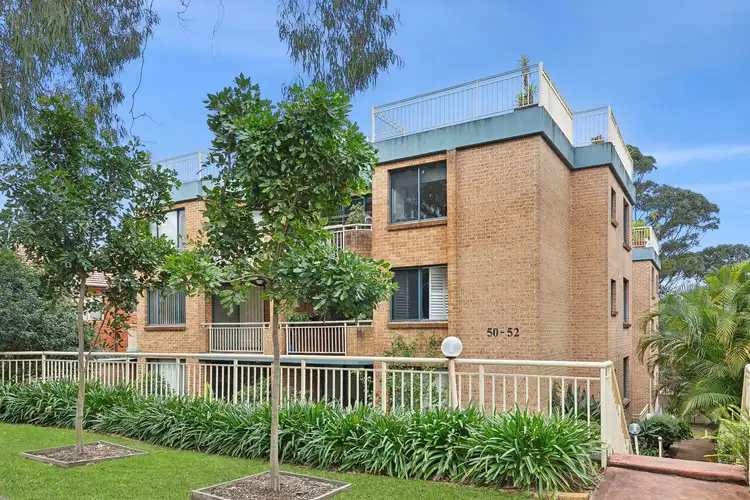 9/50-52 Seaview Street