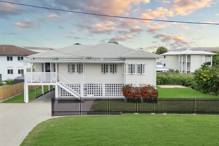 53 Landsborough Street