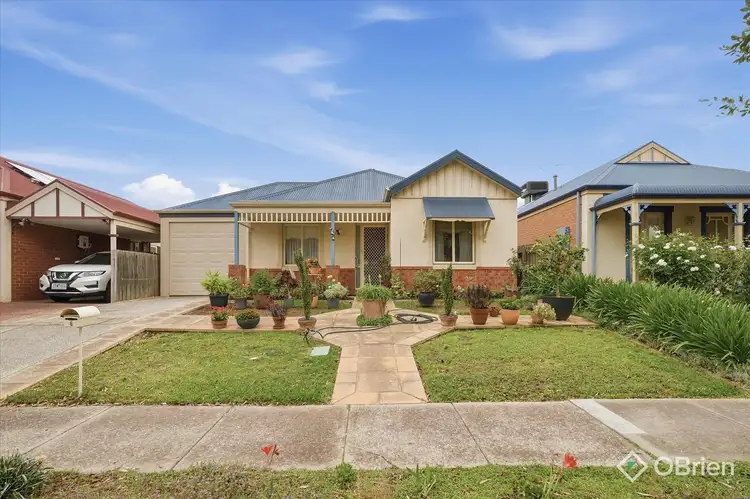 6 Harrington Drive