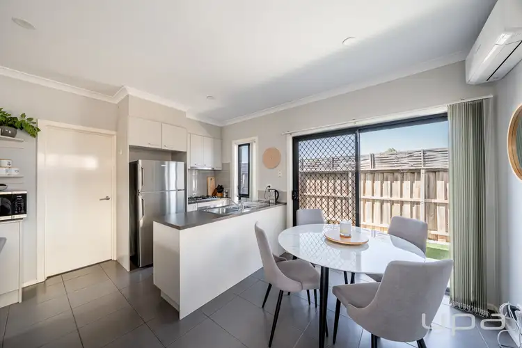 2/3 Celest Court