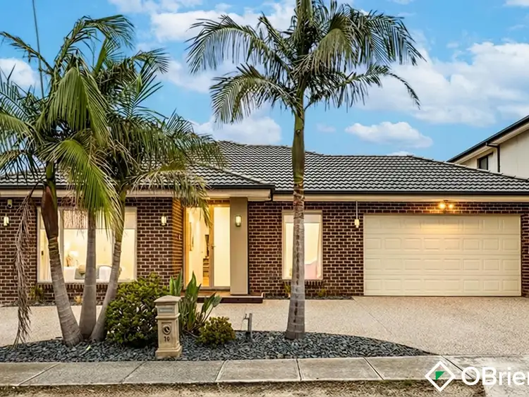 16 Eglington Court