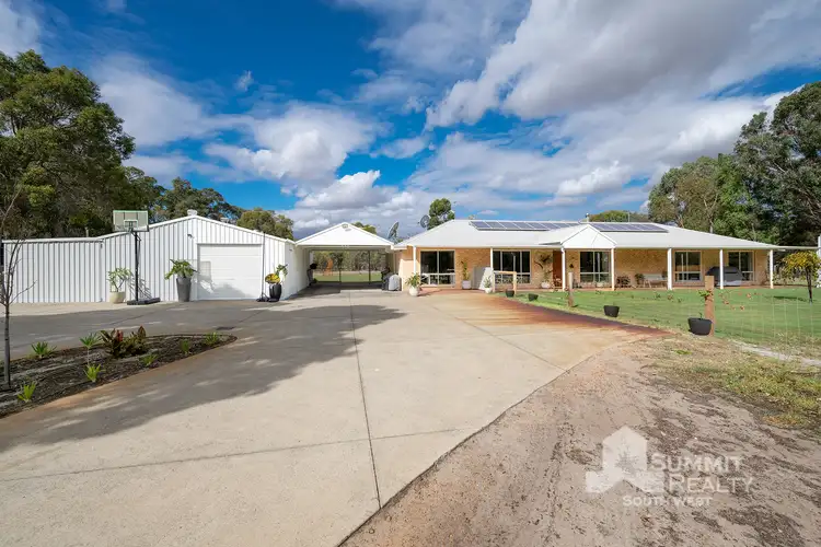 86 Howson Drive