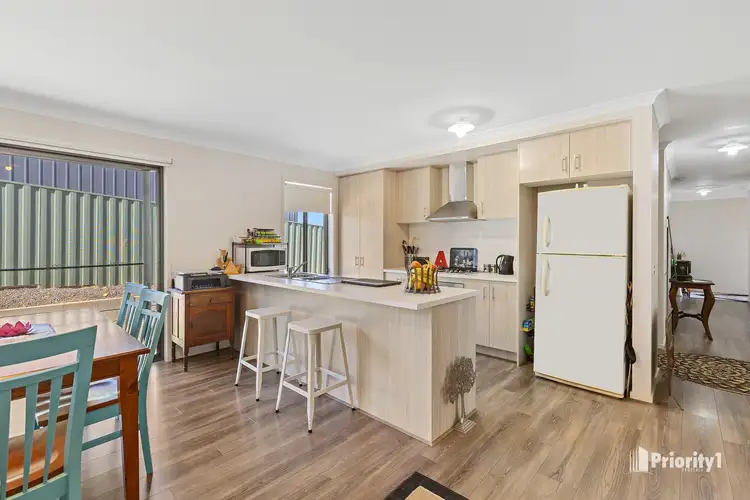 1/10A Pine Street