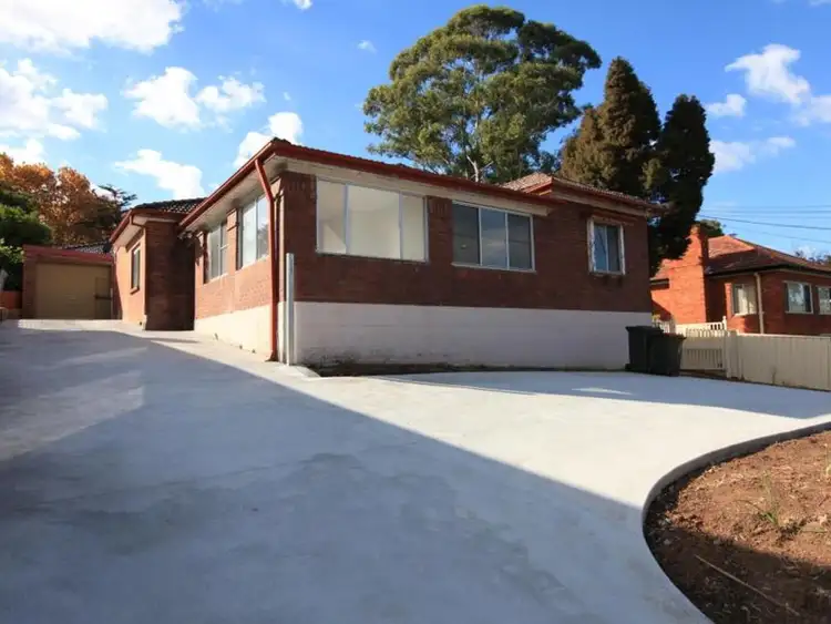 30A Midson Rd