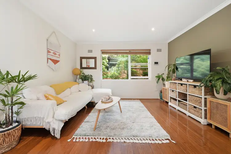 5/10 Templeman Crescent