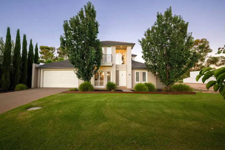 52 Fairways Drive