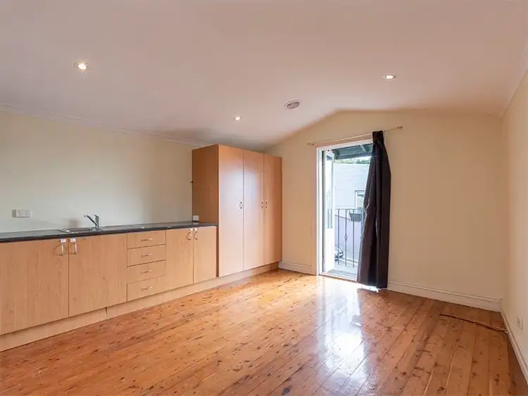 5 Lilyfield Road