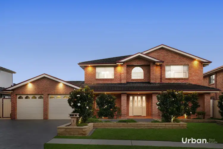 8 Sarah Hollands Drive