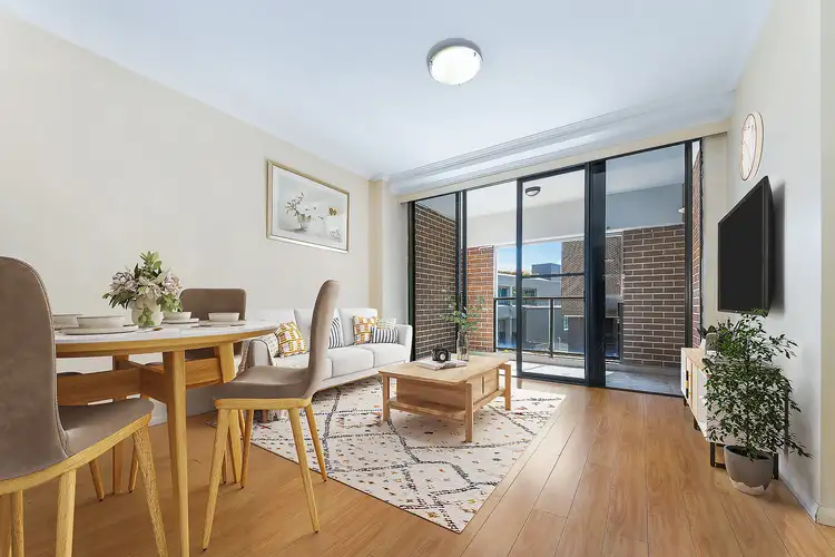66/1 Brown Street