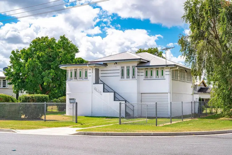 6 Bertram Street