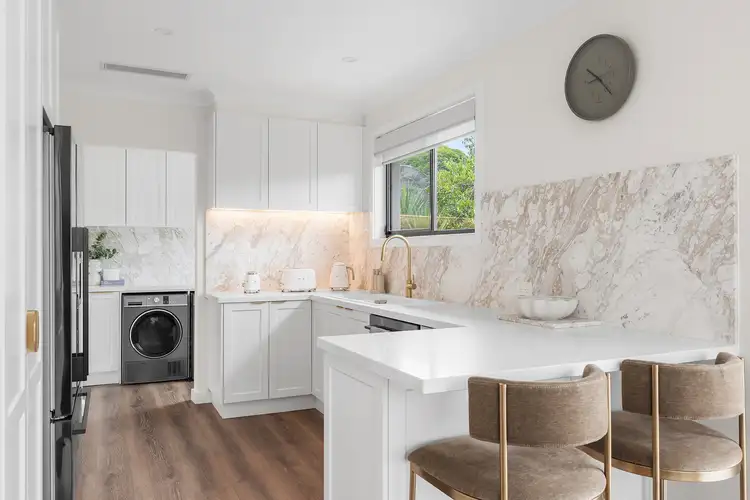 4/64 Broadhurst Avenue