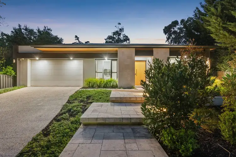 26 Hallett Road
