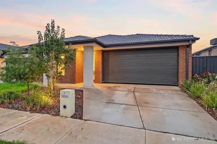 7 Clancy Road