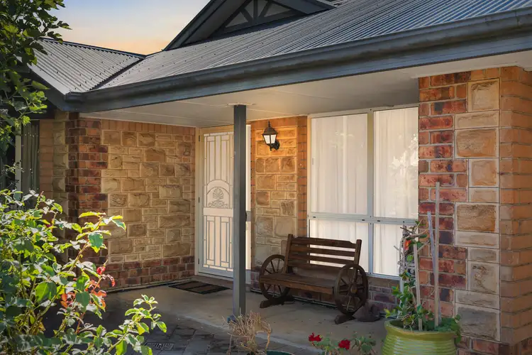 4 Herbig Court