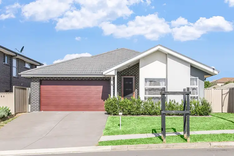 4 Higgins Avenue