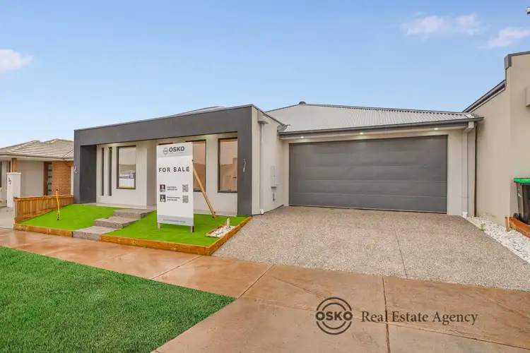 30 Amiata Drive