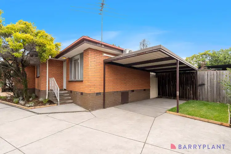 3/10 Acheron Avenue