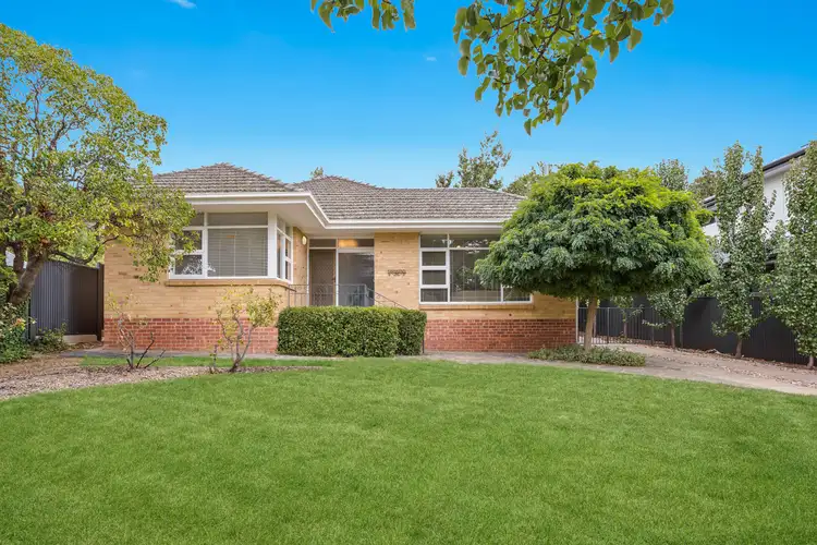 12 Clearview Street