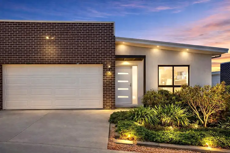 8/42 Adder Street