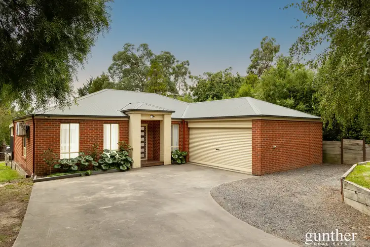 7 Omonia Drive
