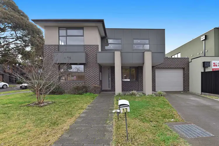 12 Glenroy Road