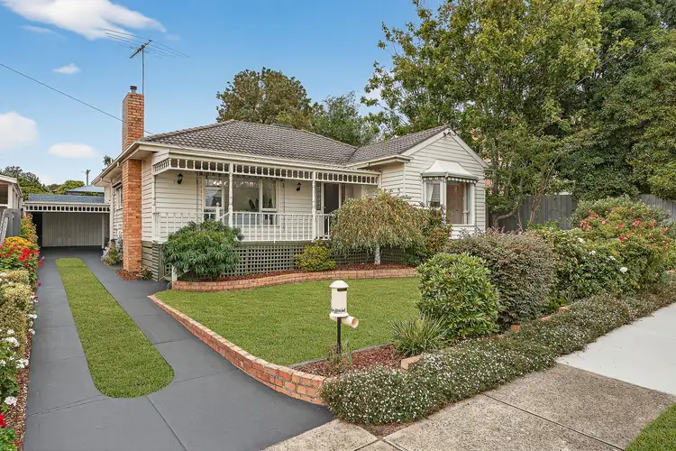 7 Barker Street