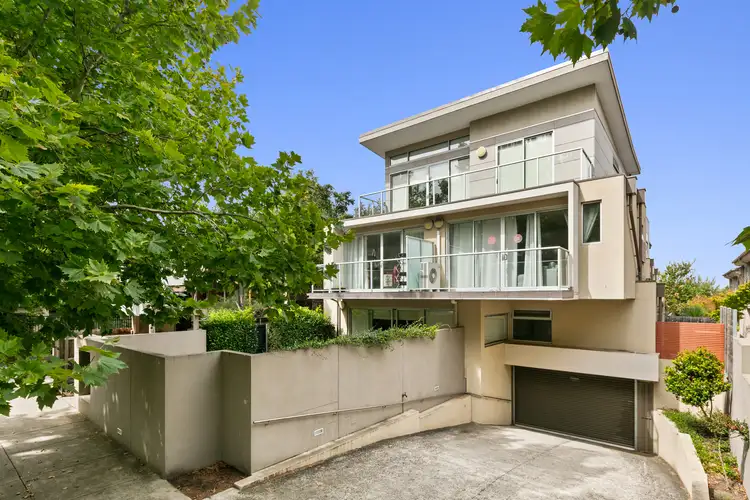 2/388 Dandenong Road