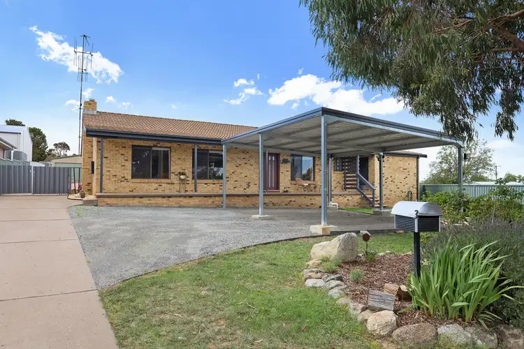 3 Jindalee Street