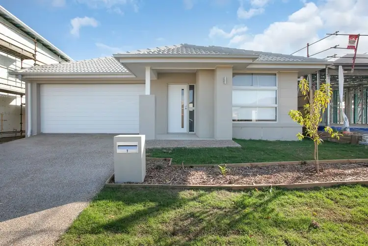 7 Yellowstone Circuit