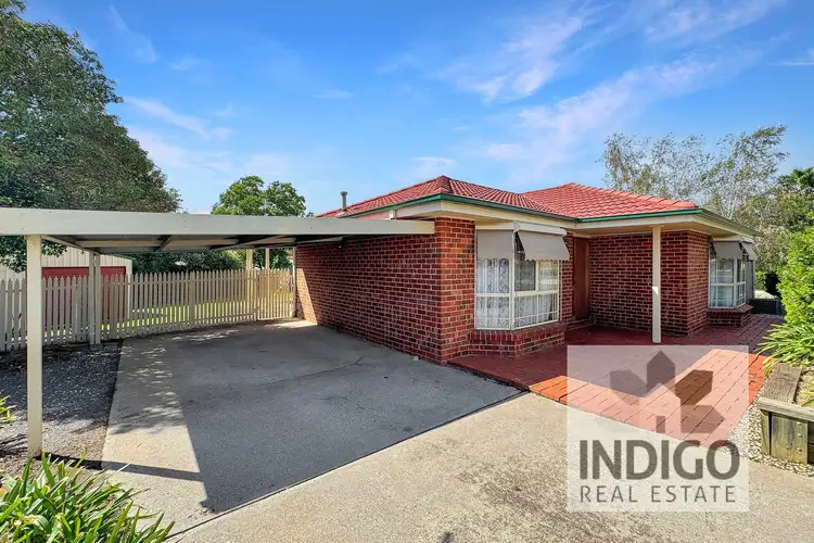 48 Nightingale Avenue