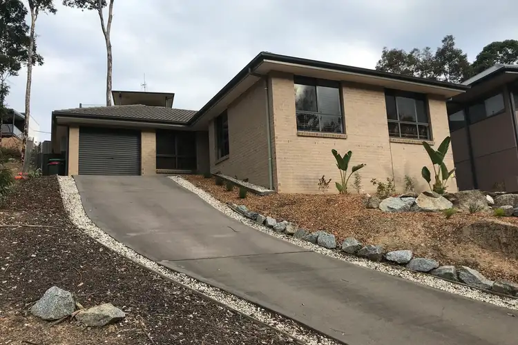 40 Wattlebird Way