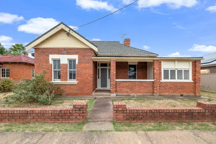 90 Marius Street