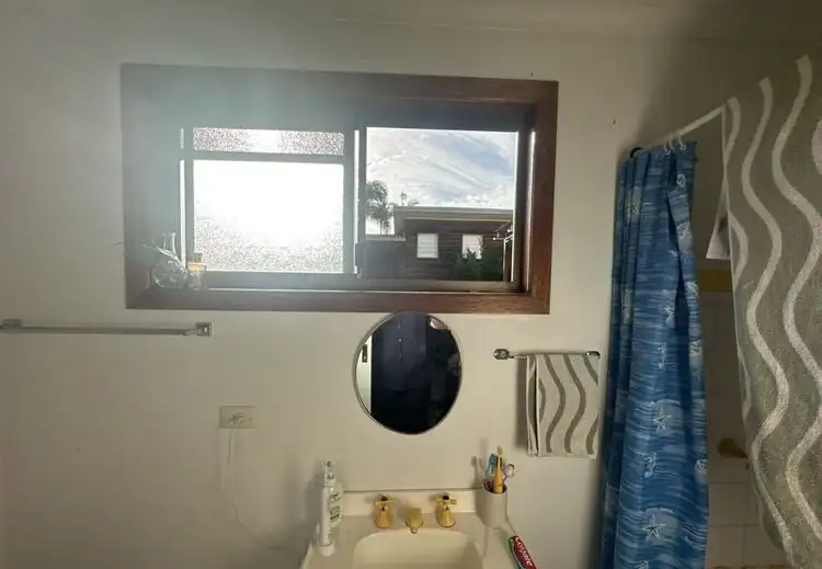 Fifth view of Homely unit listing, 4B Second Avenue, Labrador QLD 4215