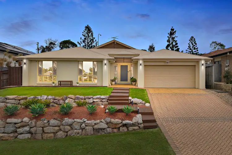 21 Kakadu Crescent