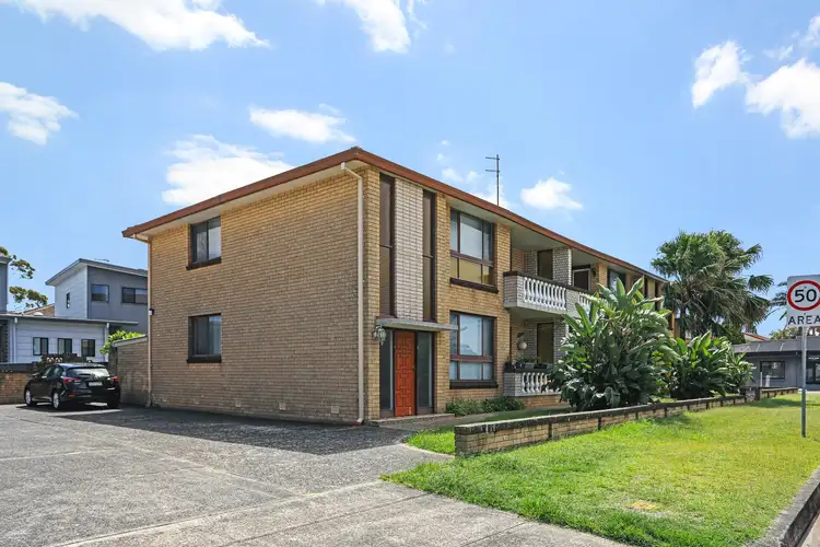 63 Pur Pur Avenue