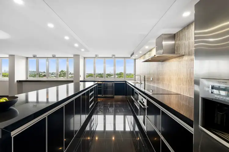 12/27 Mountford Road