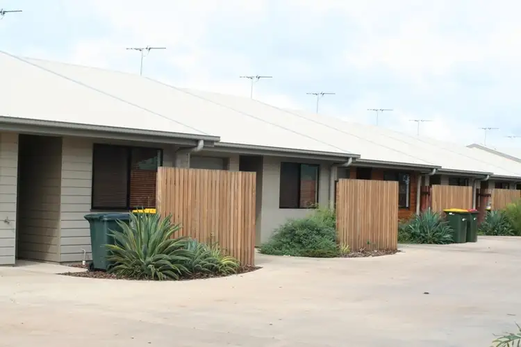 2/16 Riverview Street