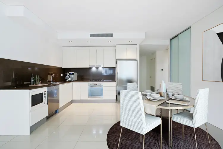 1104/43 Wilson Street