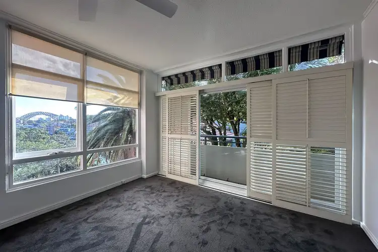 4C/30 Milson Road