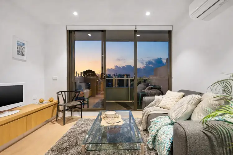 207/11 David Street