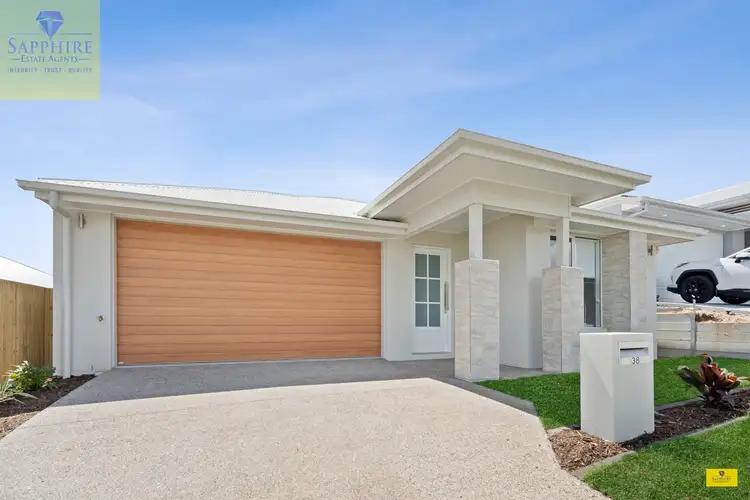 38 Auburn Crescent