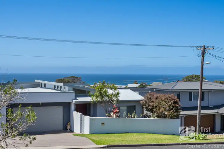 26 Churchill Road