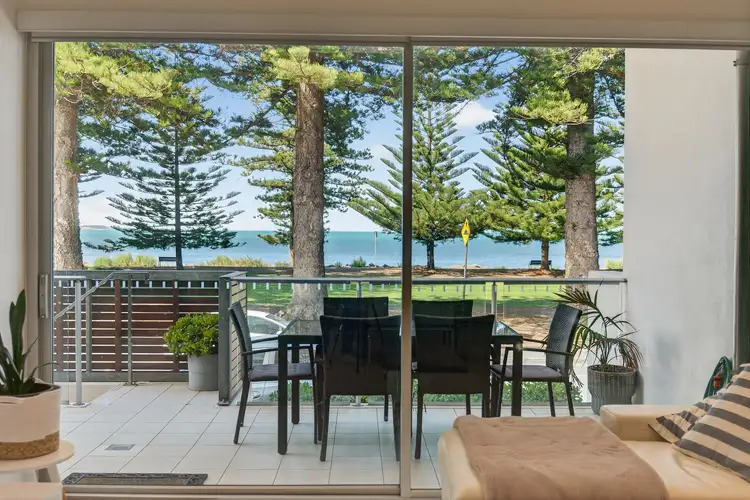 10/2-5 Flinders Parade