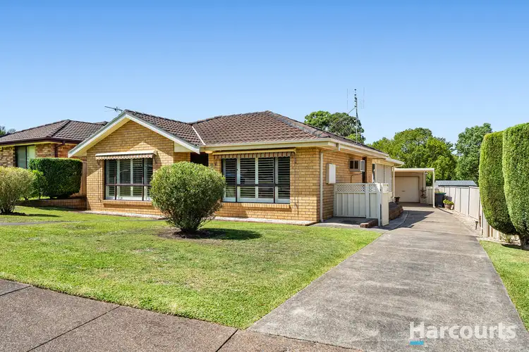 7 Anna Place