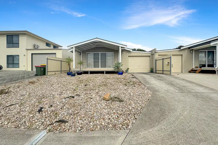 2/1 McDonald Avenue