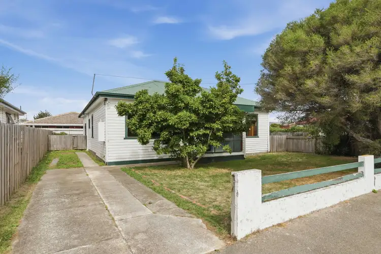 35 Foch Street