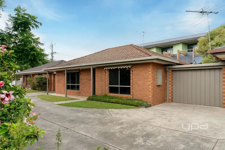 2/34 Weir Street