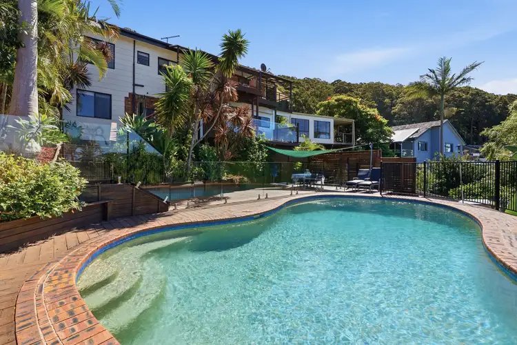 52 Aldinga Drive