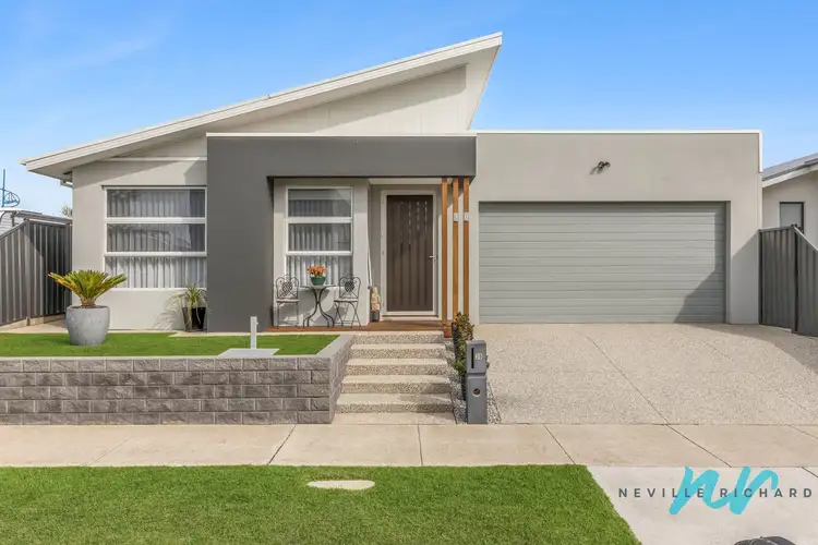 30 Miranda Crescent